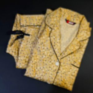Women's light cotton pajama set! NWOT! Size M